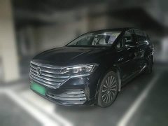 Volkswagen Viloran 380TSI Prestige - ფოტო 1