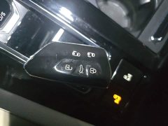 Volkswagen Viloran 380TSI Prestige - ფოტო 12