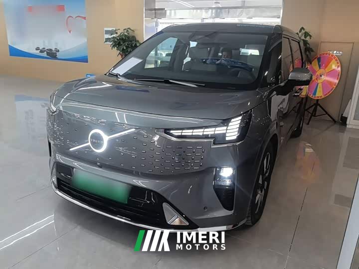Volvo EM90 2025 Ultra Six-Seater - ავტომობილი ჩინეთიდან
