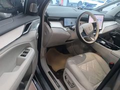Volvo EM90 2025 Ultra Six-Seater - ფოტო 16