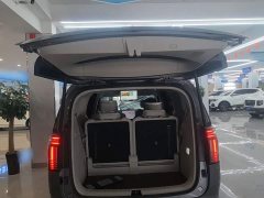 Volvo EM90 2025 Ultra Six-Seater - ფოტო 19