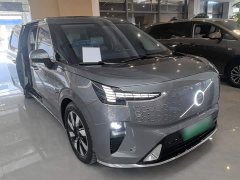 Volvo EM90 2025 Ultra Six-Seater - ფოტო 4