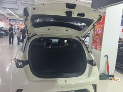BYD Dolphin 420km Fashion Edition - ფოტო 13