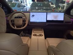 Li Auto i6 2025 Two-Wheel Drive Standard - ფოტო 10