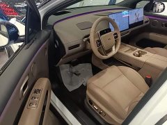 Li Auto i6 2025 Two-Wheel Drive Standard - ფოტო 16