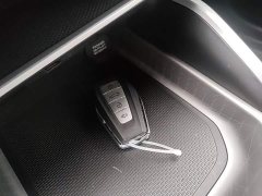 Geely Emgrand 2026 4 Million Commemorative Edition 1.5L CVT Flying Edition - ფოტო 9
