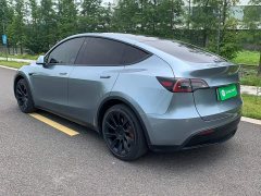 Tesla Model Y Standard Range RWD - ფოტო 13