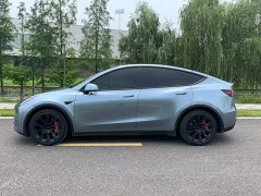 Tesla Model Y Standard Range RWD - ფოტო 14
