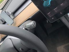 Tesla Model Y Standard Range RWD - ფოტო 15