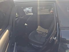 Toyota Crown Venza 2.5L HEV AWD Premium - ფოტო 19