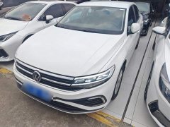 Volkswagen Bora 200TSI DSG Comfort Edition - ფოტო 1