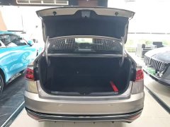 Volkswagen Bora 200TSI DSG Comfort Edition - ფოტო 19