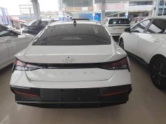 Hyundai Elantra 2023 1.5L CVT GLX Elite - ფოტო 6