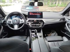 BMW 5 Series (Import) 2022 Facelift II 530i Stylish Edition M Sport Package - ფოტო 6