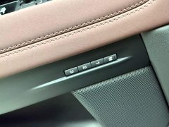 Land Rover Range Rover Evoque 2024 Range Rover Evoque L SE Radiance Prestige Edition - ფოტო 4