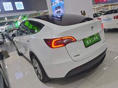 Tesla Model Y Standard Range RWD - ფოტო 5