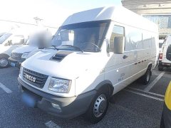 Iveco Daily 2021 2.5T V40 2-3 seats, long wheelbase, medium roof, dual rear wheels, manual sliding door - ფოტო 1