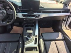 Audi A4L 40 TFSI Luxury Dynamic - ფოტო 4