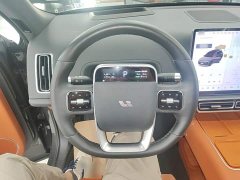 Li Auto L8 Pro - ფოტო 11