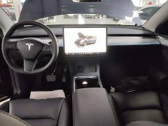 Tesla Model Y Rear-Wheel Drive - ფოტო 10