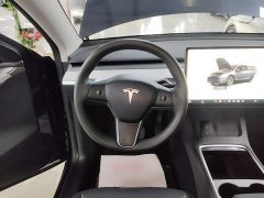Tesla Model Y Rear-Wheel Drive - ფოტო 11