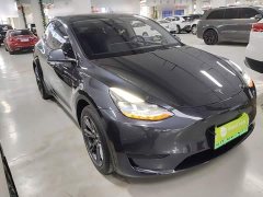 Tesla Model Y Rear-Wheel Drive - ფოტო 4
