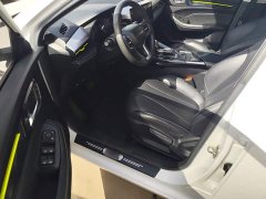 SAIC MG i5 2021 1.5L CVT Platinum Edition - ფოტო 12