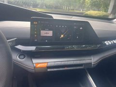 Changan UNI-V 1.5T Premium - ფოტო 14
