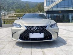 Lexus ES 200 Premium Edition - ფოტო 11