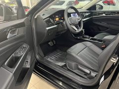 Volkswagen Passat 2024 280TSI Business Edition - ფოტო 15
