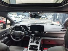 Toyota Sienna 2.5L Hybrid Premium Edition - ფოტო 15