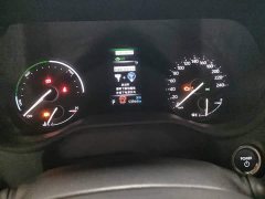 Toyota Sienna 2.5L Hybrid Premium Edition - ფოტო 6