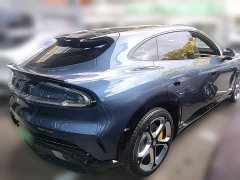 Xiaomi YU7 Four-Wheel Drive Max Edition - ფოტო 10
