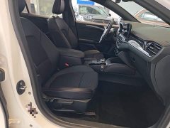 Ford Focus Sedan EcoBoost 180 Automatic ST Line - ფოტო 9