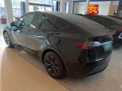 Tesla Model Y Rear-Wheel Drive - ფოტო 7