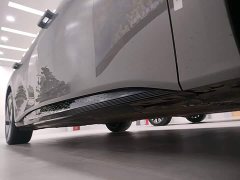 FAW Red Flag EH7 640 AWD Smart Select Edition - ფოტო 2