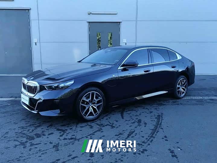 BMW i5 2025 eDrive 35L M Sport Package - ავტომობილი ჩინეთიდან