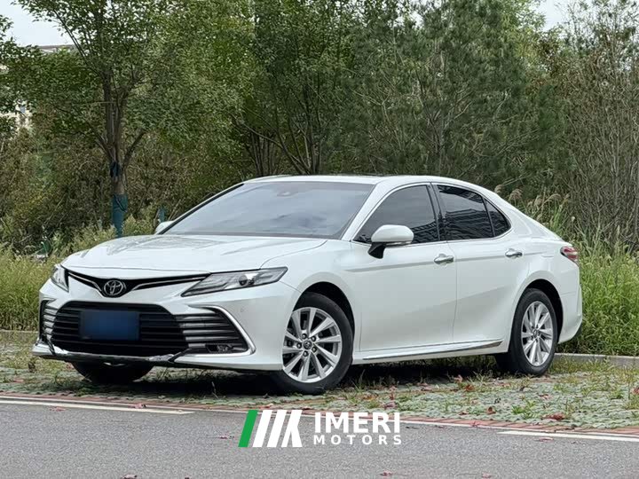 Toyota Camry 2.0G Luxury Edition