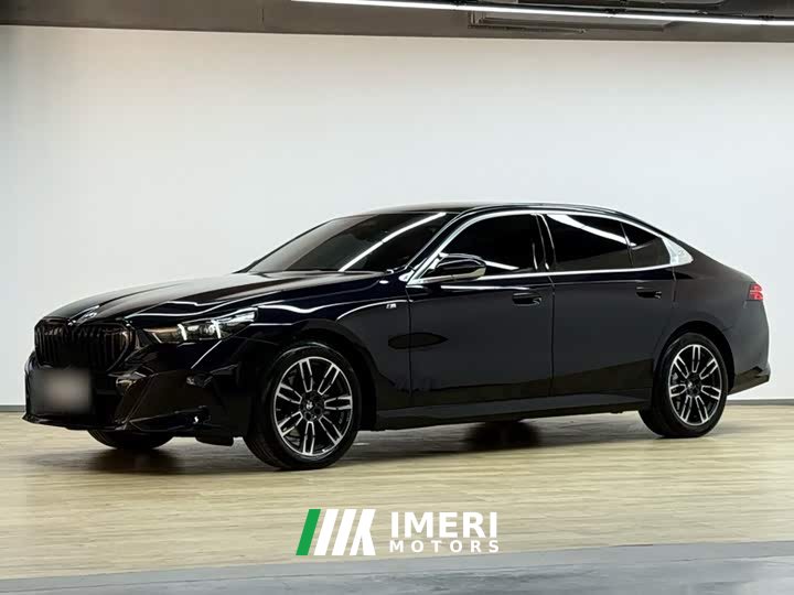 BMW 5 Series 525Li M Sport Package - ავტომობილი ჩინეთიდან