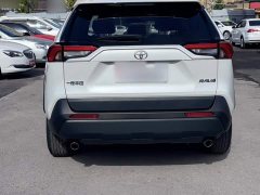 Toyota RAV4 2.0L CVT FWD Urban Edition - ფოტო 14