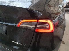 Tesla Model Y 2022 Long Range All-Wheel Drive - ფოტო 8