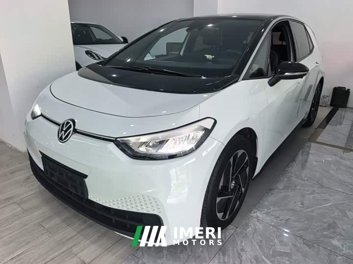 Volkswagen ID.3 Outstanding Edition - ავტომობილი ჩინეთიდან