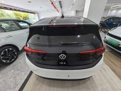 Volkswagen ID.3 Outstanding Edition - ფოტო 4