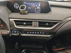 Lexus UX 2020 260h Explore Cool Edition - ფოტო 18