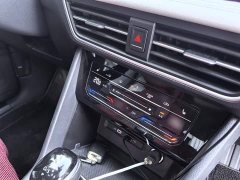 Volkswagen Tiguan L Outstanding Edition 330TSI Automatic Two-Wheel Drive R-Line Dragon Shine Version - ფოტო 16