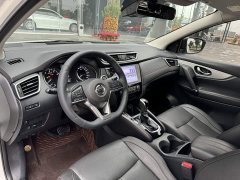Nissan Qashqai 2.0L CVT Luxury - ფოტო 11