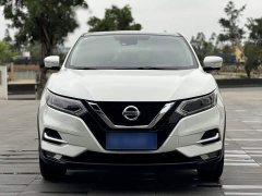 Nissan Qashqai 2.0L CVT Luxury - ფოტო 3