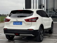 Nissan Qashqai 2.0L CVT Luxury - ფოტო 8