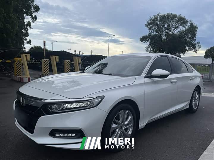 Honda Accord 260TURBO Elite China VI