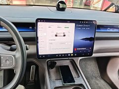 NIO ES8 2026 Six-Seat Executive Signature Edition - ფოტო 13